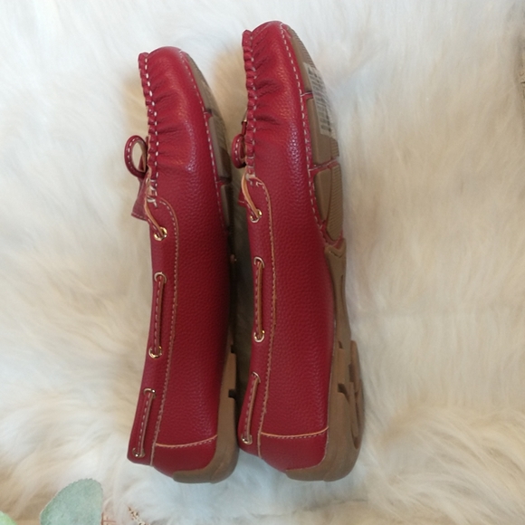 Forever Comfort Red Loafers/Moccasins NWT - Picture 7 of 10